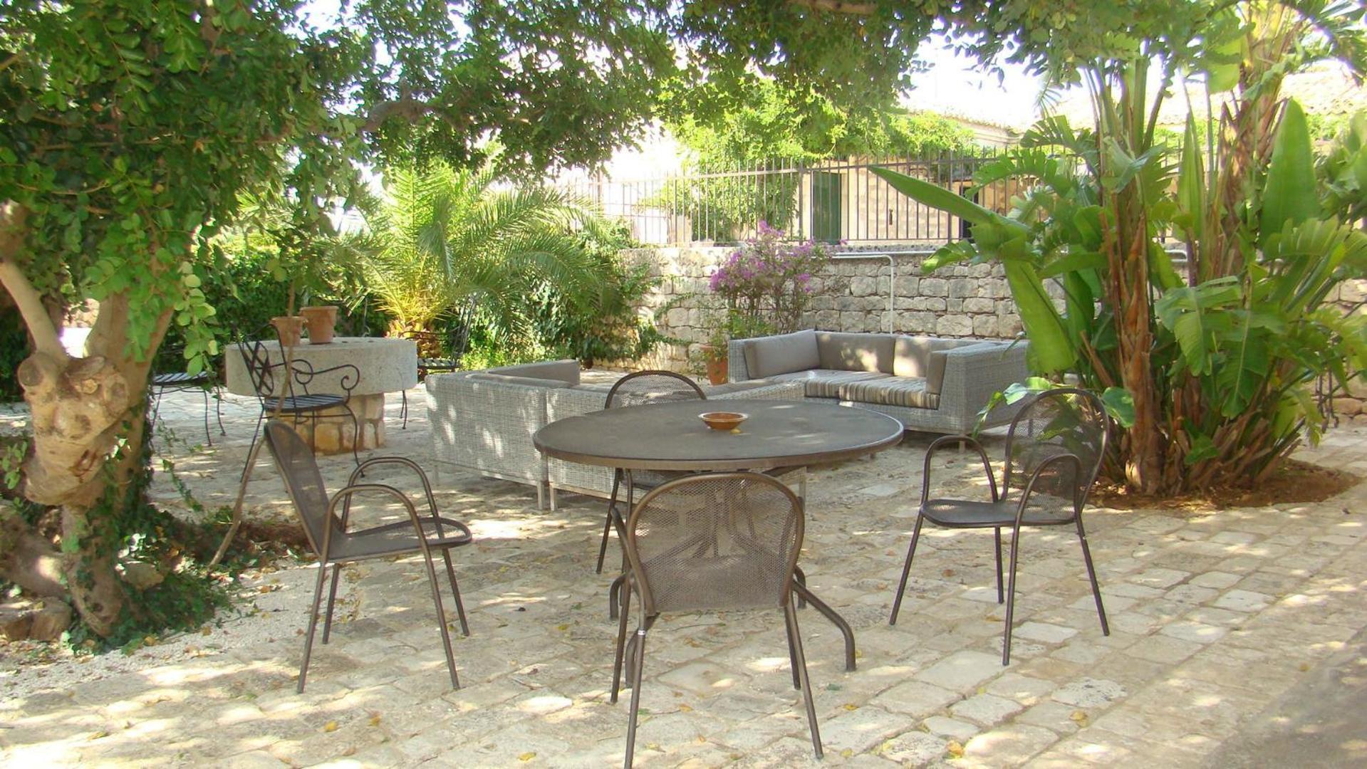 Masseria Cianciò Casa Serrafiori Exterior foto